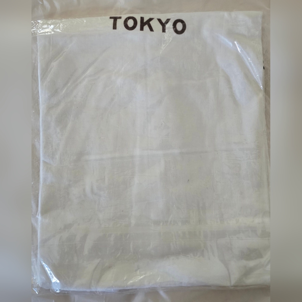 Hard Rock Cafe White Tshirt TOKYO New Unopened
